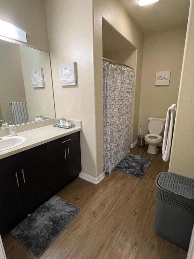 Aqua Marina Del Rey/2 Bedroom Apartment